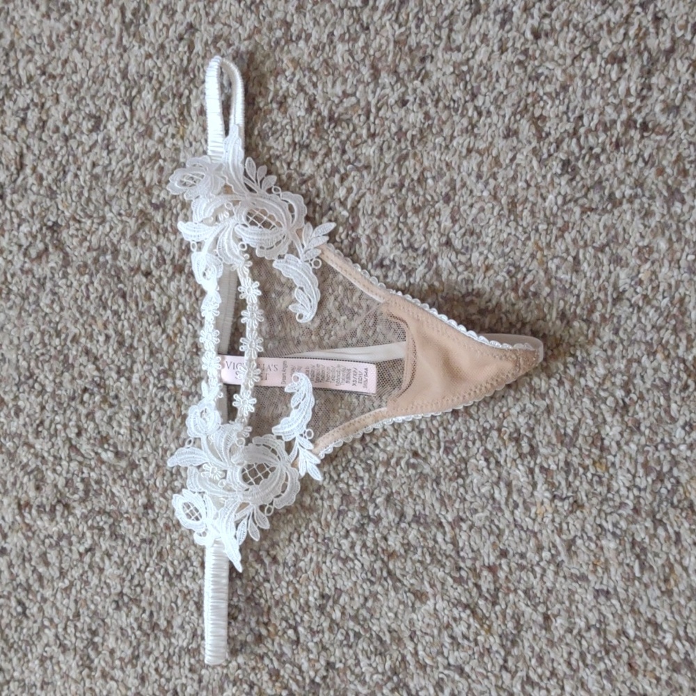 V-string Panty Victoria's Secret